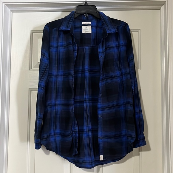 American Eagle Outfitters Tops - American Eagle Outfitters flannel - size medium
